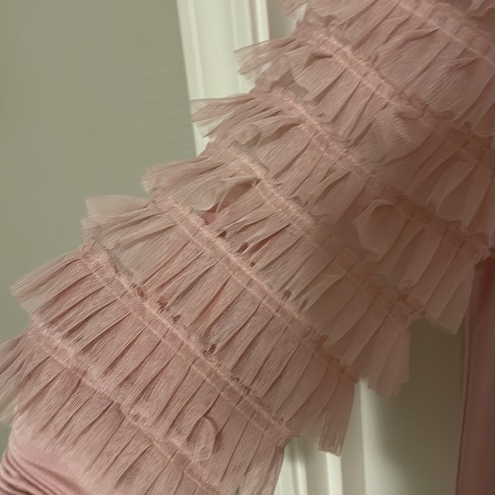 Pink top - Picture 2 of 4
